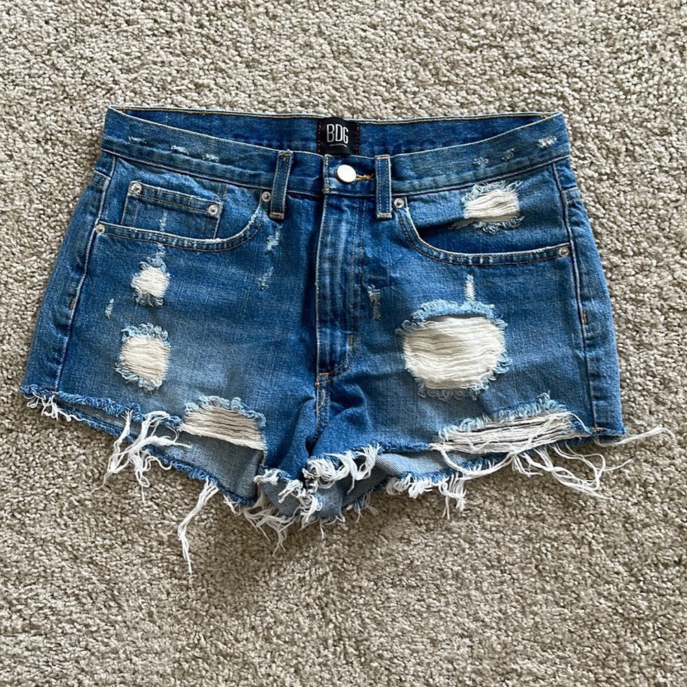 BDG Urban Outfitters Essential Mid-Rise Jean Short